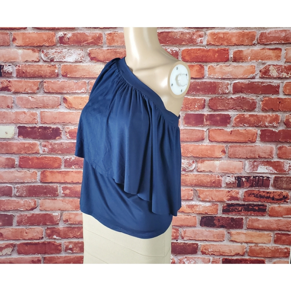 Three Dots Navy One Shoulder Medium NWT - Picture 3 of 4